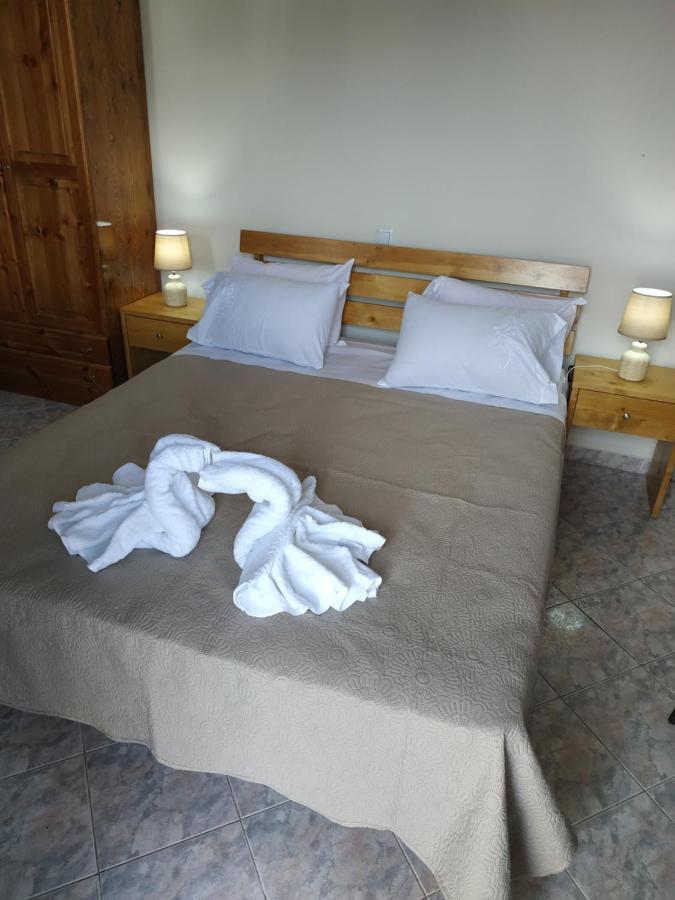 דירות Theologos  House Margarita מראה חיצוני תמונה