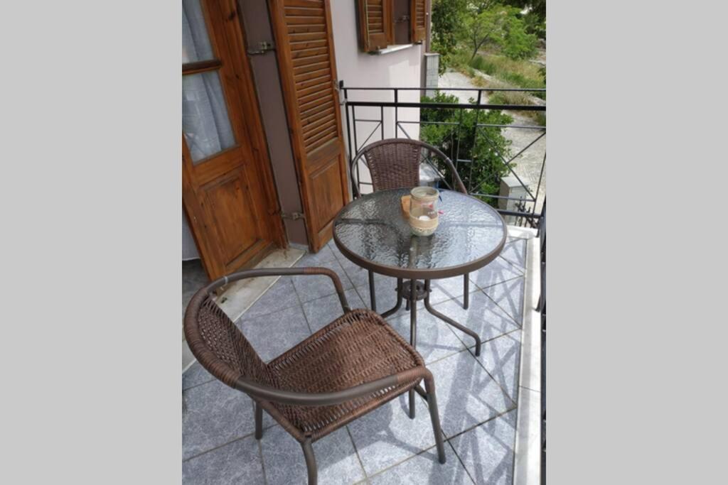 דירות Theologos  House Margarita מראה חיצוני תמונה
