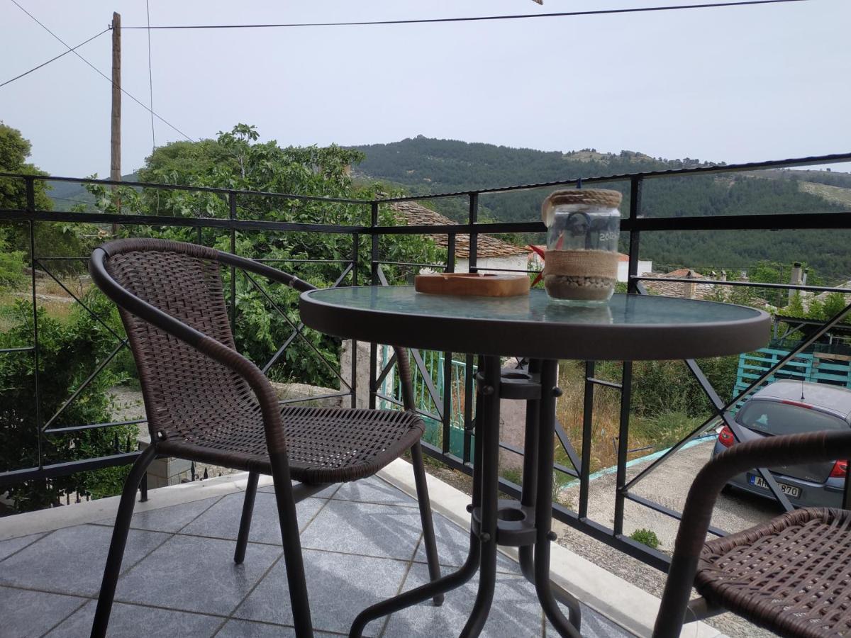 דירות Theologos  House Margarita מראה חיצוני תמונה